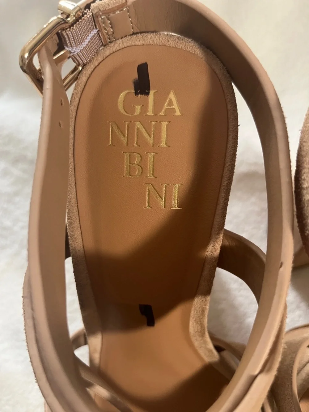 Gianni Bini beige suede
